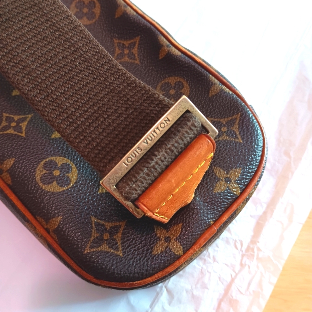 ✨️🔥Authentic EUC Louis Vuitton Pochette Monogram Gange Bumbag - Picture 14 of 15